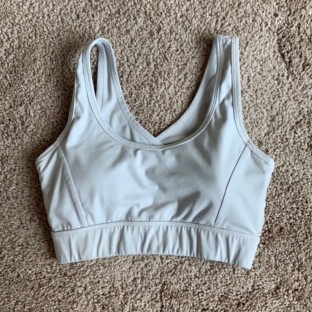 NVGTN sports bra